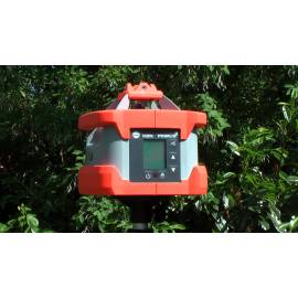 Rotačn&iacute; laser NEDO Primus H2N, dvousklonov&yacute;, s detektorem Acceptor Digital.