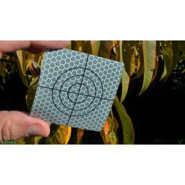 Reflexní štítky 6 x 6 cm.