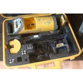 Potrubní laser Topcon TPL5, použitý. Pouze ilustrační obrázek.