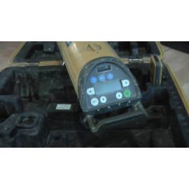 Potrubn&iacute; laser Topcon TPL5, použit&yacute;. Pouze ilustračn&iacute; obr&aacute;zek.