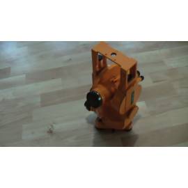 Optick&yacute; teodolit Zeiss Dahlta 010B, repasovan&yacute;, z&aacute;ruka půl roku.