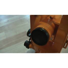 Optick&yacute; teodolit Zeiss Dahlta 010B, repasovan&yacute;, z&aacute;ruka půl roku.