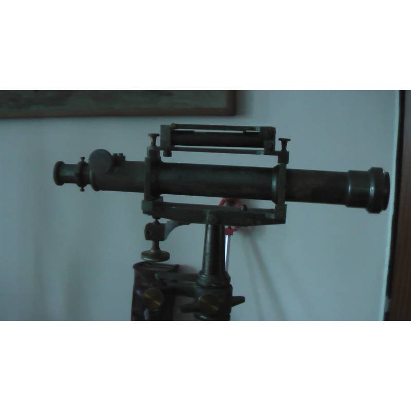 Univers&aacute;ln&iacute; kufř&iacute;k, použit&yacute;